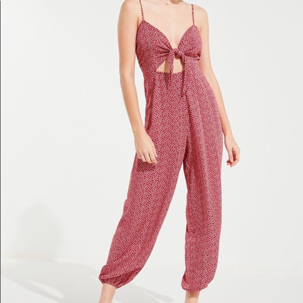 Urban outfitters floral tie jumpsuit Sz m